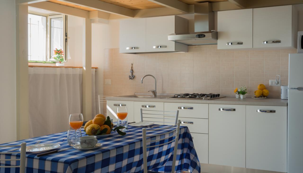Joanna Studio Flat Giardini Naxos Exterior foto